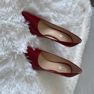 GUESS red heals